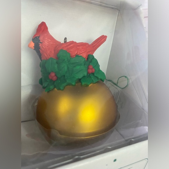 Dept 56 Noel Cardinal Ball Ornament NIB - Picture 2 of 6